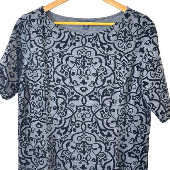 Lands End Size Large Black and Gray Short Sleeve Velvet Flocked Fit Flare Dress - Picture 3 of 7